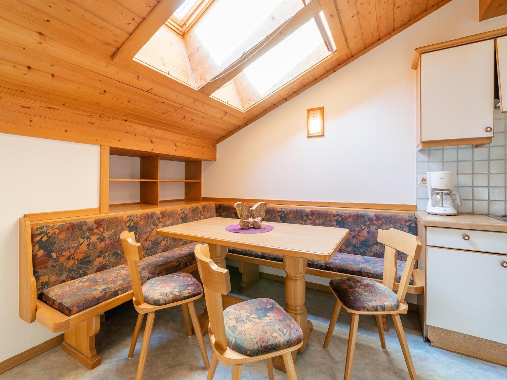 Beautiful Apartment In Mittersill With Balcony Eksteriør bilde