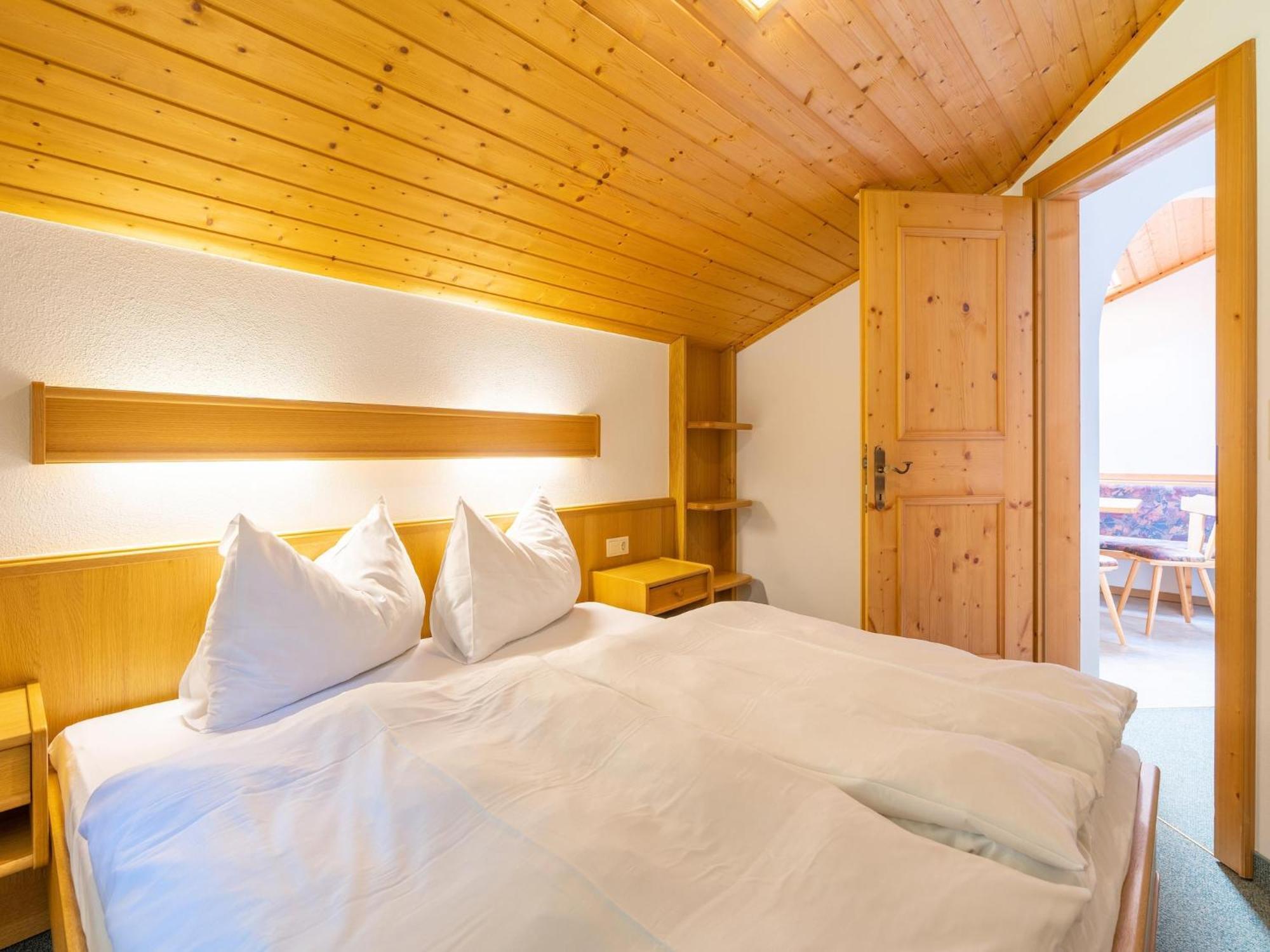Beautiful Apartment In Mittersill With Balcony Eksteriør bilde