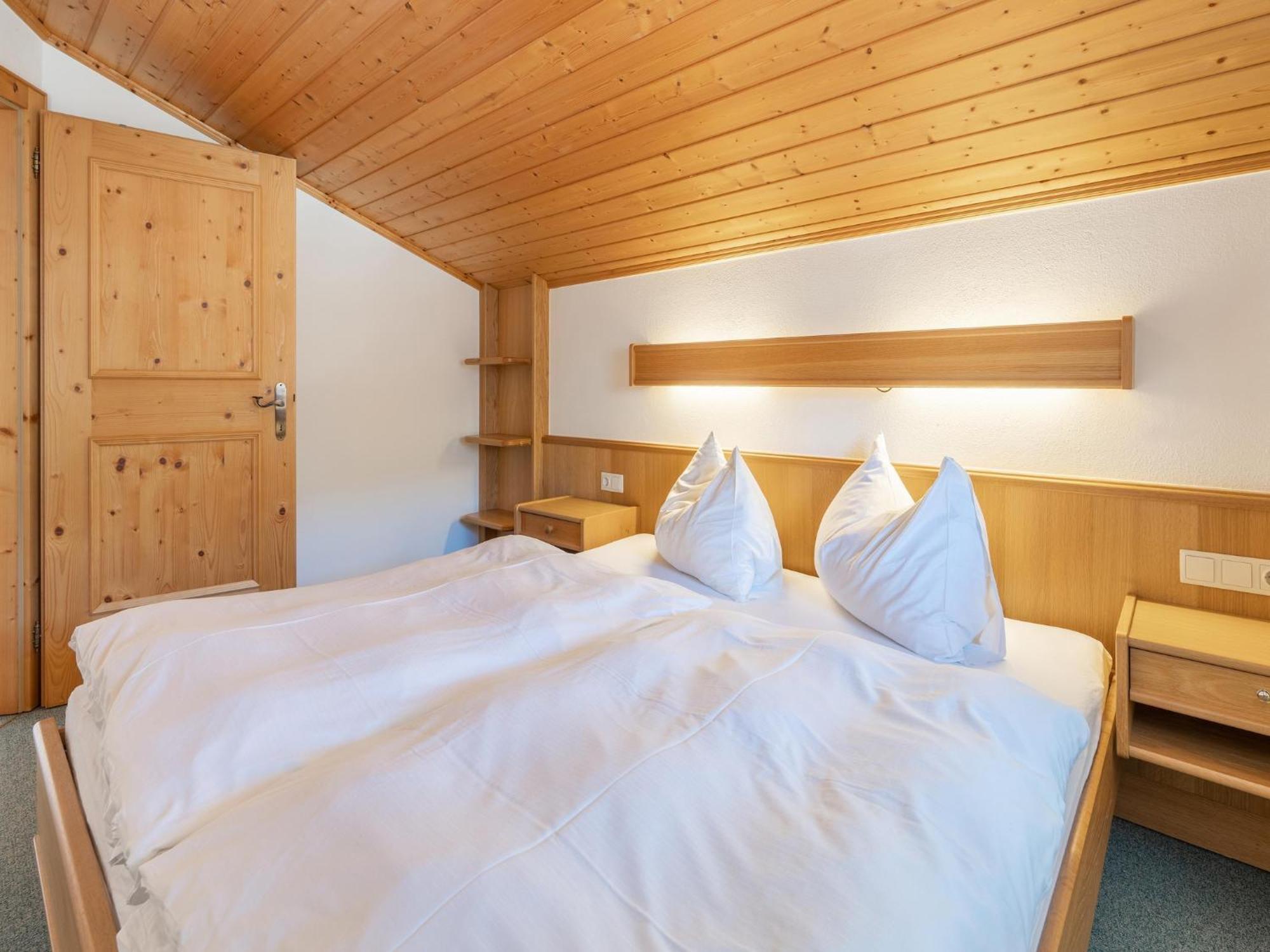 Beautiful Apartment In Mittersill With Balcony Eksteriør bilde