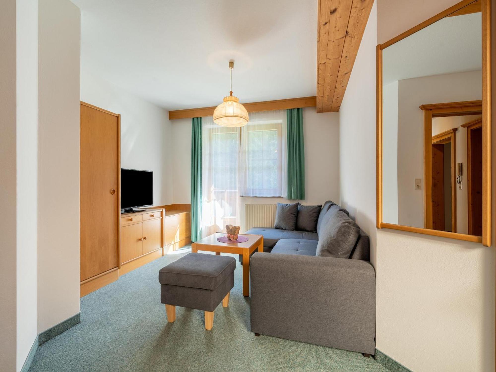 Beautiful Apartment In Mittersill With Balcony Eksteriør bilde