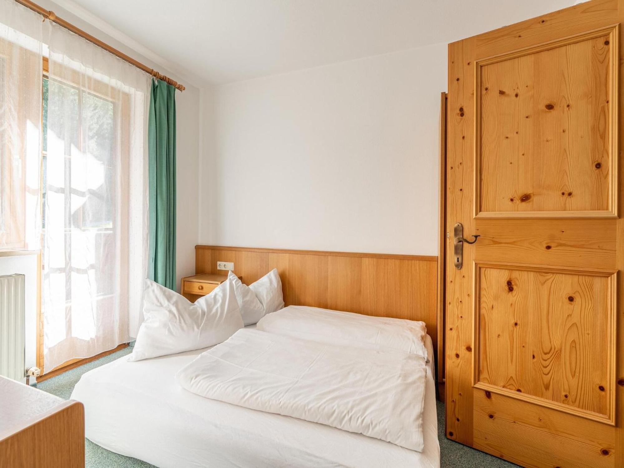 Beautiful Apartment In Mittersill With Balcony Eksteriør bilde