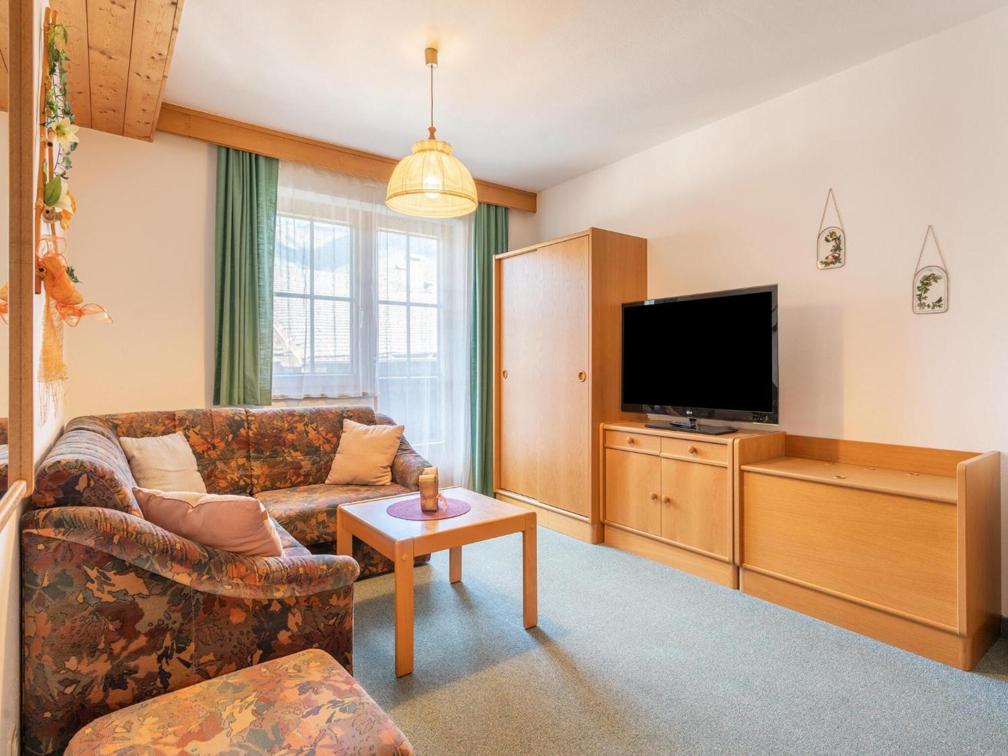 Beautiful Apartment In Mittersill With Balcony Eksteriør bilde